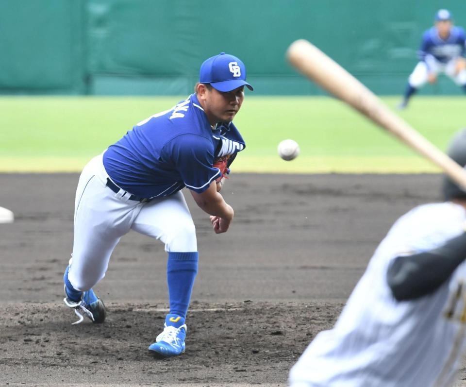 ウエスタンリーグ、阪神戦に先発した中日・松坂大輔＝甲子園（撮影・佐藤厚）