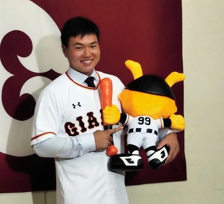 育成から支配下登録された巨人・山下航汰外野手