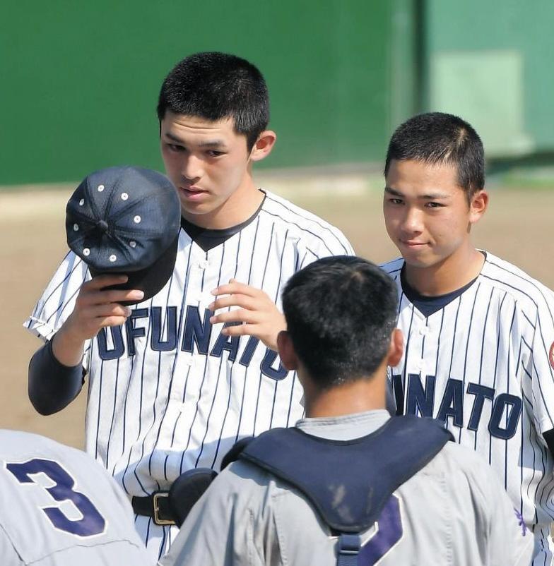 　決勝戦で花巻東に敗れた大船渡・佐々木朗希＝２５日