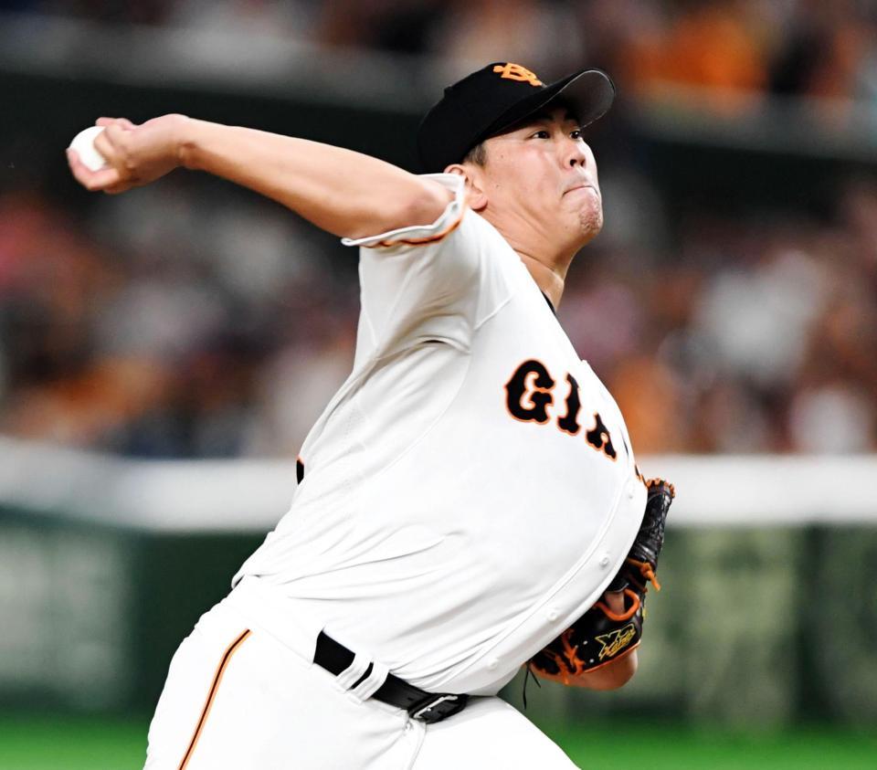 　力投する山口＝７月３０日