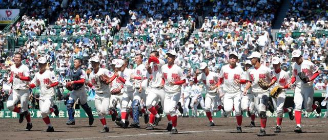 センバツ８強の智弁和歌山　地力発揮で初戦突破