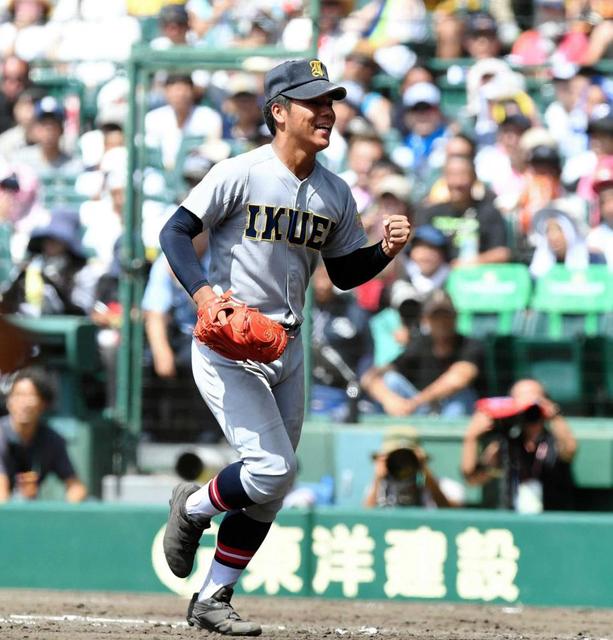 仙台育英・笹倉3回0封締め 大船渡・佐々木目指すスーパー1年生が3