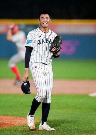 ４回、先制ソロを浴びた奥川恭伸＝韓国（撮影・中田匡峻）