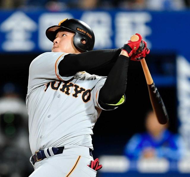 巨人・岡本、２年連続３０号「勝ててよかった」