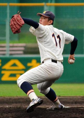 　９回３安打無失点の完封で勝利に導いた大商大・大西