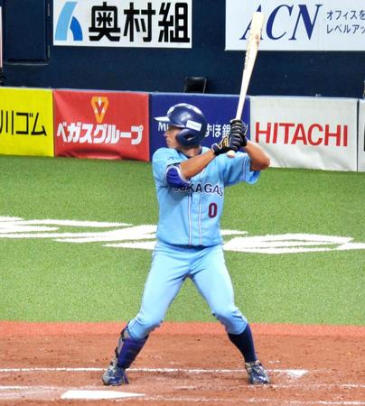　２安打２盗塁で勝利に貢献した大阪ガス・小深田