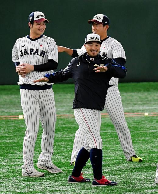 侍ジャパン 首負傷の菊池は「むち打ち」の症状/野球/デイリー