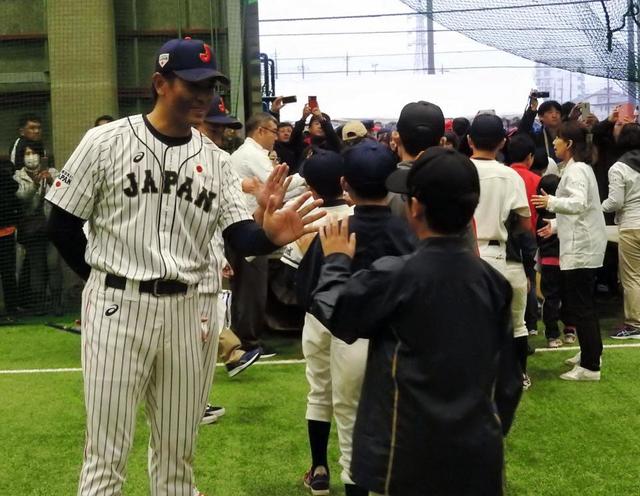 侍・稲葉監督　新庄氏にエール　復帰宣言に「野球界の将来を心配しているのでは」