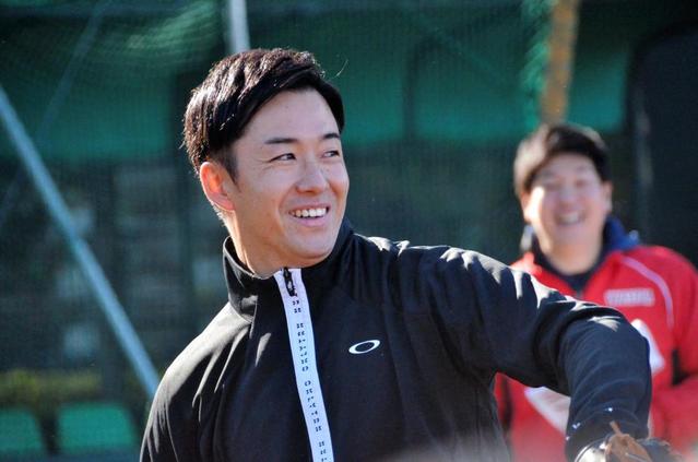 日本ハム斎藤「来年でプロ１０年目」「今が一番楽しい」野球振興イベントで笑顔