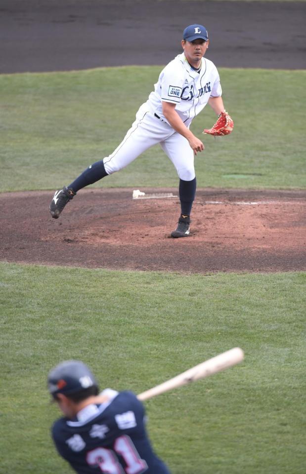 　西武移籍後初の実戦登板に臨んだ松坂