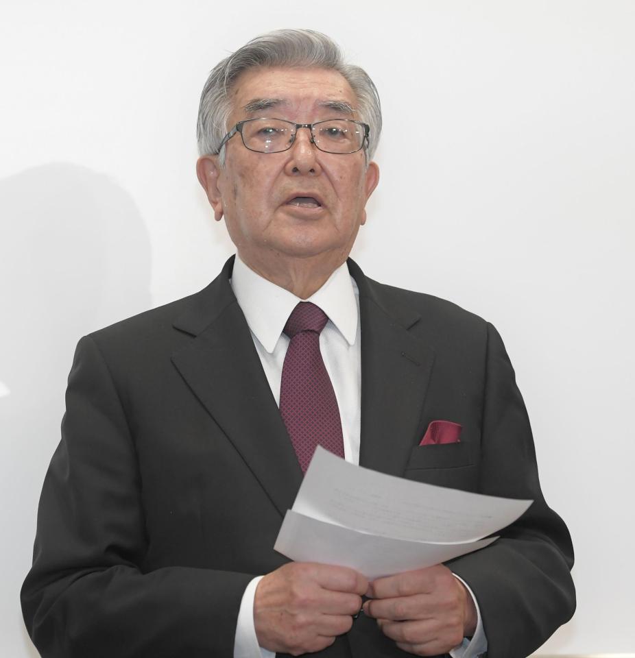 　会見する斉藤コミッショナー＝都内（撮影・中田匡峻）