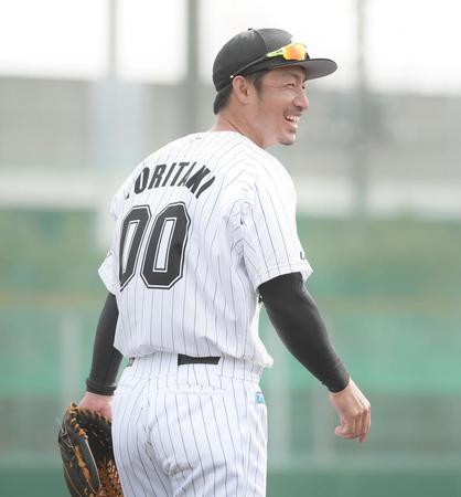 　１７日に新天地デビューするロッテ・鳥谷