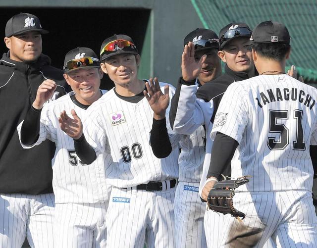 鳥谷 ロッテユニフォーム「似合う」７割に苦笑い「ちょっと微妙な数字