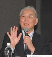 　第４回「新型コロナウイルス対策連絡会議」に出席した賀来満夫教授