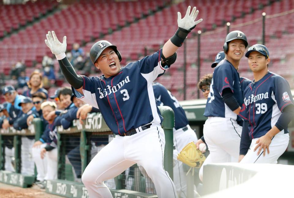 　山川のどすこいポーズ