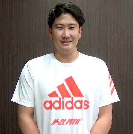 　「ものまねコンテスト」を発案した菅野（球団提供）