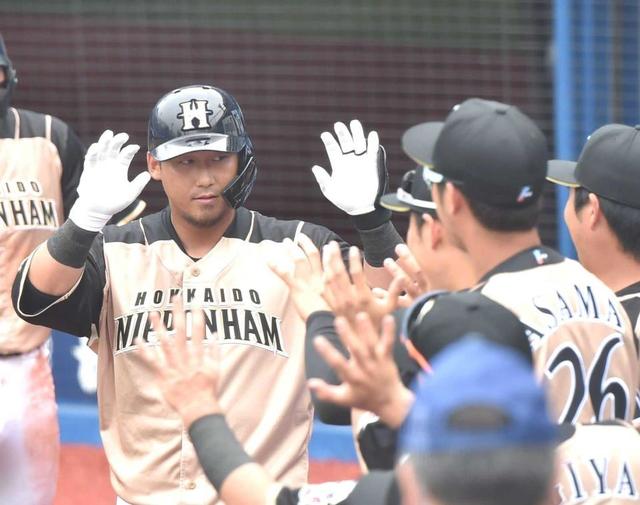 日本ハム・中田　久々の一発も不満「札幌ドームではレフトフライ」