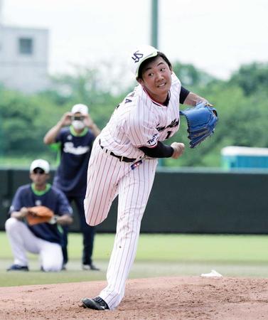 　シート打撃に登板した奥川（代表撮影）