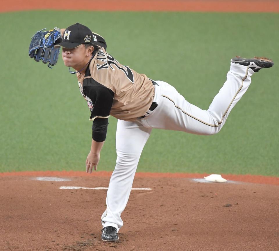 　力投する日本ハム・河野竜生