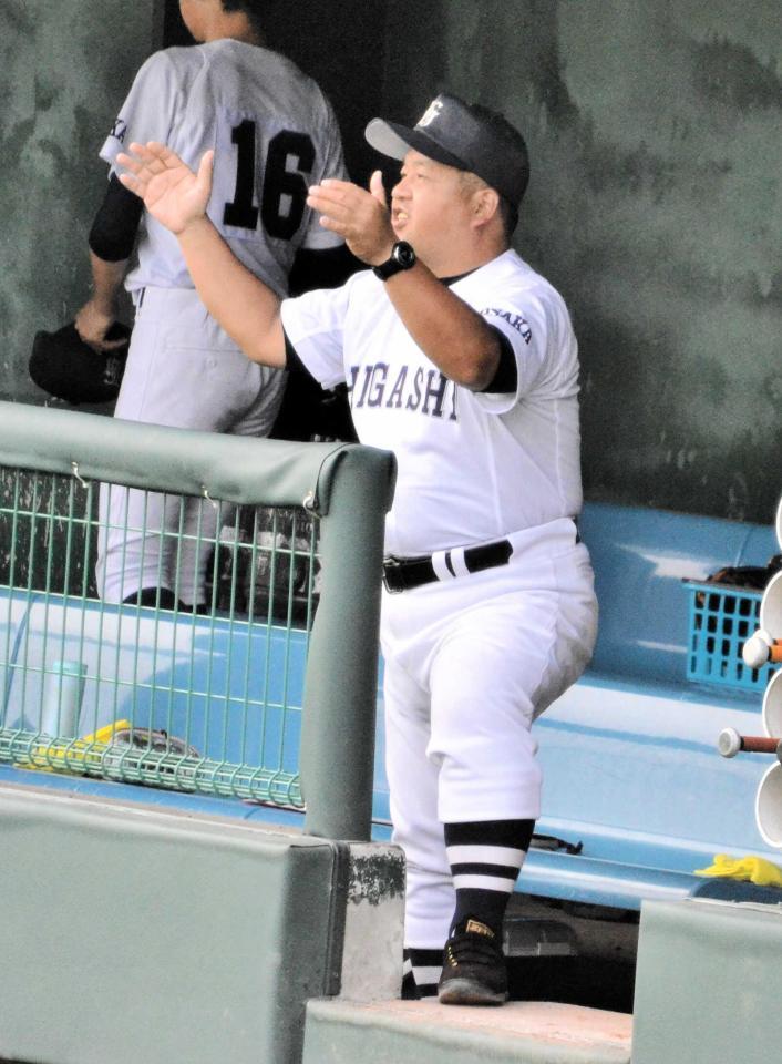 東・大前監督 白星発進 桜宮で阪神・矢野監督とプレー 甲子園の