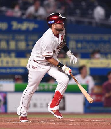 ４回、ロメロが満塁弾を放つ（撮影・園田高夫）