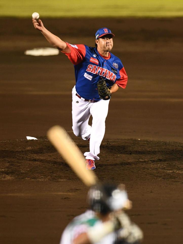 　６回、ＢＣ栃木の４番・ルーカスに対して力投を見せる田沢（撮影・園田高夫）