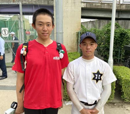 　北野・長曽我部（右）と小学３年からの同級生・有方