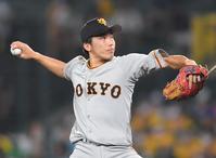 ８回、阪神打線を相手に好投した巨人・増田大輝＝甲子園（撮影・田中太一）