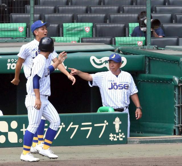 元阪神の鹿児島城西・佐々木監督のびのび野球披露　甲子園初采配負けても「楽しめた」