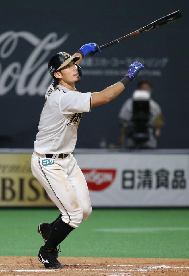 　４回日本ハム無死、大田が右越えに本塁打を放つ＝札幌ドーム