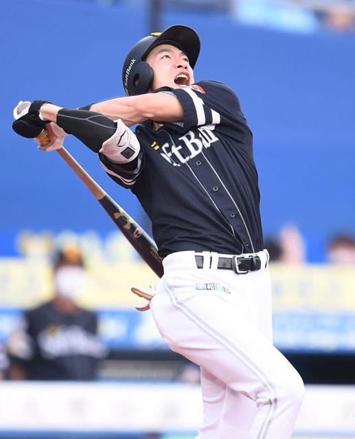 ソフトバンク 柳田が 打ち上げ花火弾 ３戦連発１８号 野球 デイリースポーツ Online