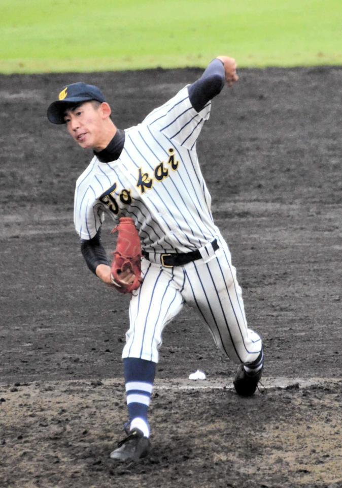 　横浜を相手に７回１失点と好投した東海大相模・石田