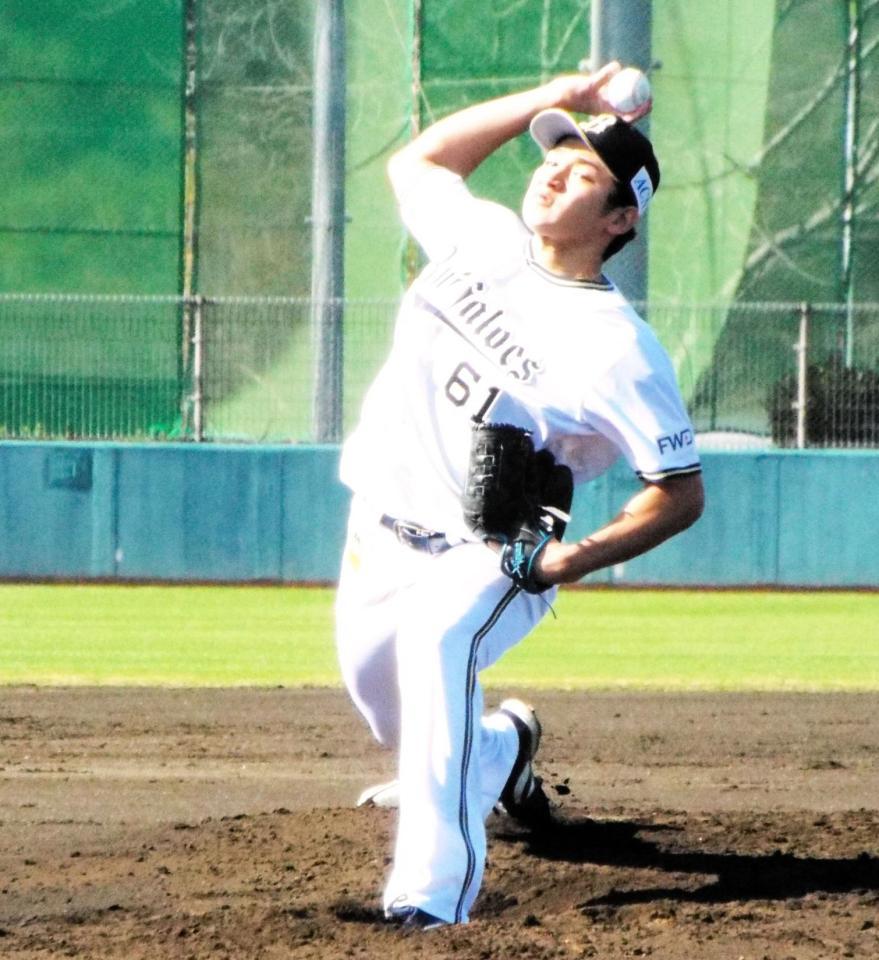 　ロッテ戦に先発し、六回途中４失点に終わった榊原