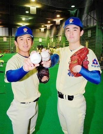 亜大のスポーツ推薦入試に合格した星稜・荻原（左）