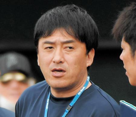 　楽天・石井一久ＧＭ兼監督