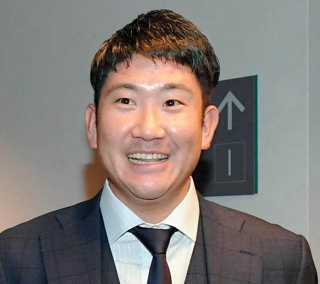 巨人・菅野、４度目のベストナイン受賞「特別な賞」　３年連続の坂本は最多得票