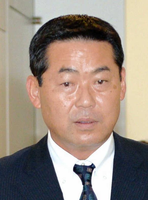 　安藤強氏