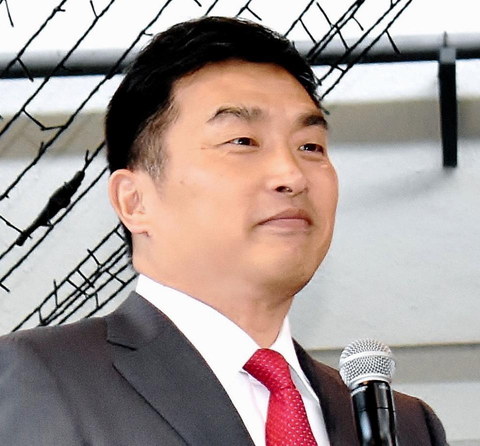 　山本昌氏