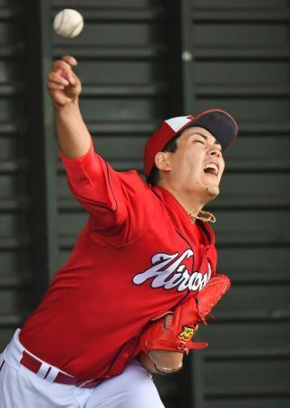 投げ込む