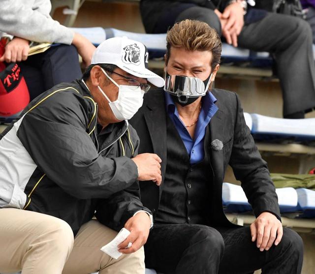 新庄剛志氏、古巣阪神のキャンプ訪問「初キャンプ視察楽しかった