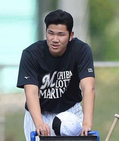 　阪神宜野座キャンプのアルバイトで、打撃投手を務めた経験を持つロッテ・小沼