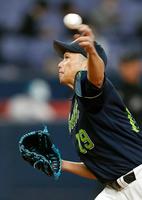 　２回途中７失点のヤクルト先発・石川＝京セラドーム