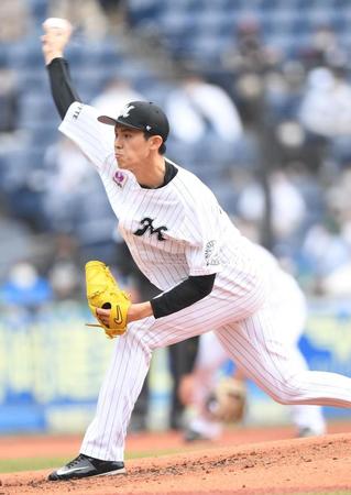 　６回、プロ初マウンドで力投する佐々木朗（撮影・開出牧）