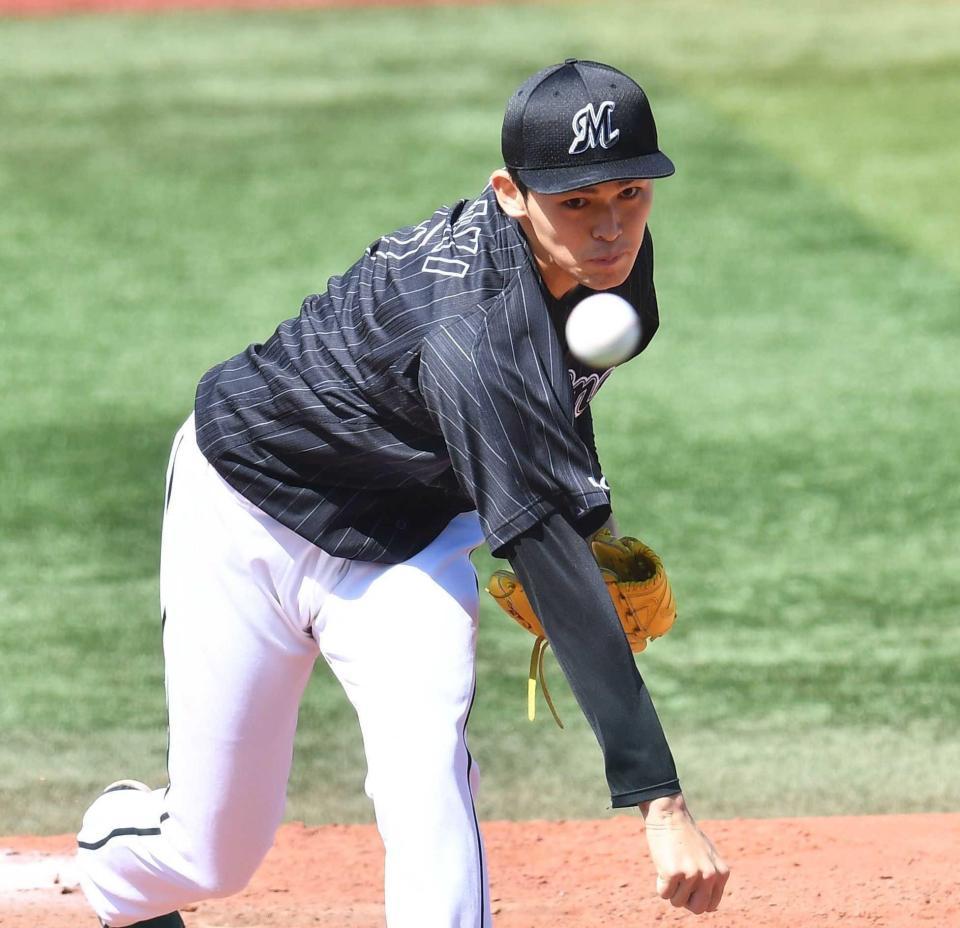 　力投するロッテ・佐々木朗