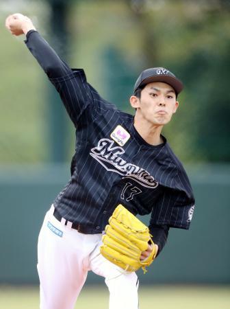 ロッテの佐々木朗希は2回無失点2軍初登板、最速153キロ