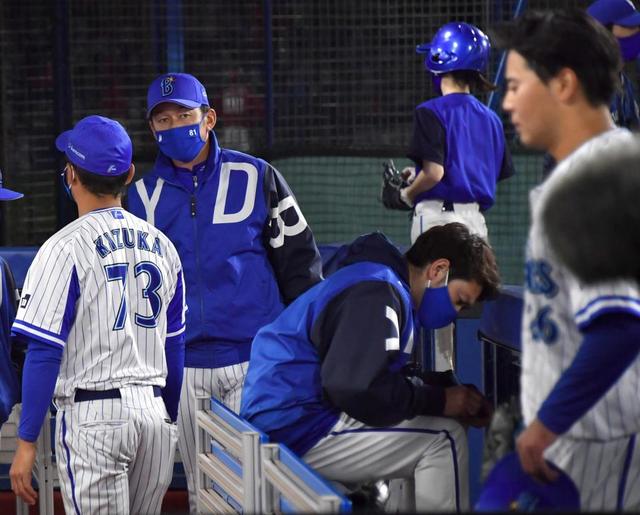 ｄｅｎａ 三浦監督 プロ野球ワーストの新人監督開幕７試合未勝利 広島に敗れ５連敗 野球 デイリースポーツ Online