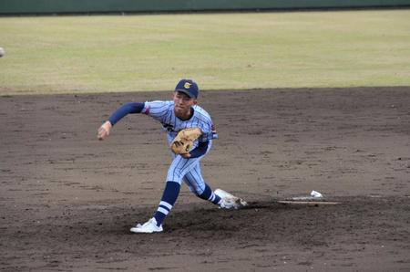 公式戦初完封した東海大菅生・鈴木泰