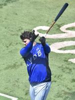 　チームに合流し練習するオースティン（撮影・西岡正）