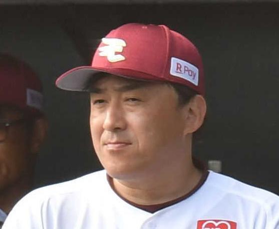 　楽天・石井一久ＧＭ兼監督