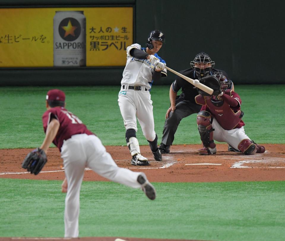 　２回、ソロを放つ石井（撮影・高石航平）